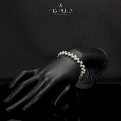 Pearl Bloom Bracelet