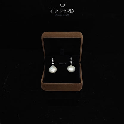 Glamour Drop Earring