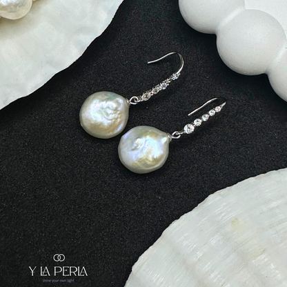 Glamour Drop Earring