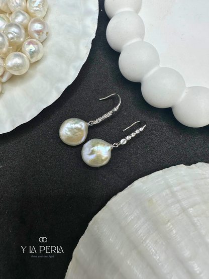 Glamour Drop Earring